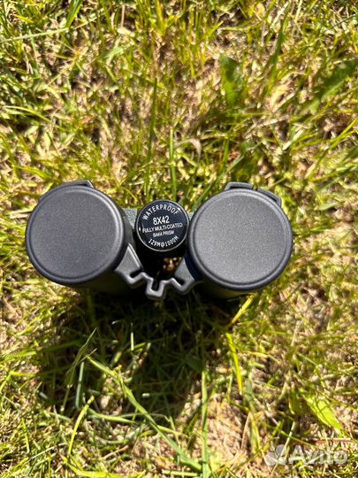 Бинокль Levenhuk Karma PRO 8x42