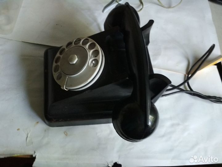 Винтажный дисковый телефон советского периода