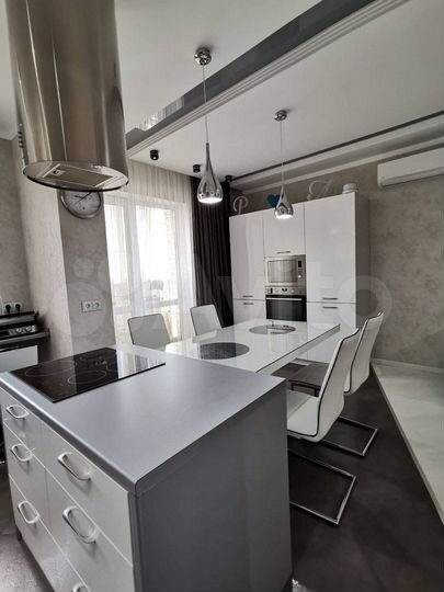 4-к. квартира, 106 м², 18/18 эт.