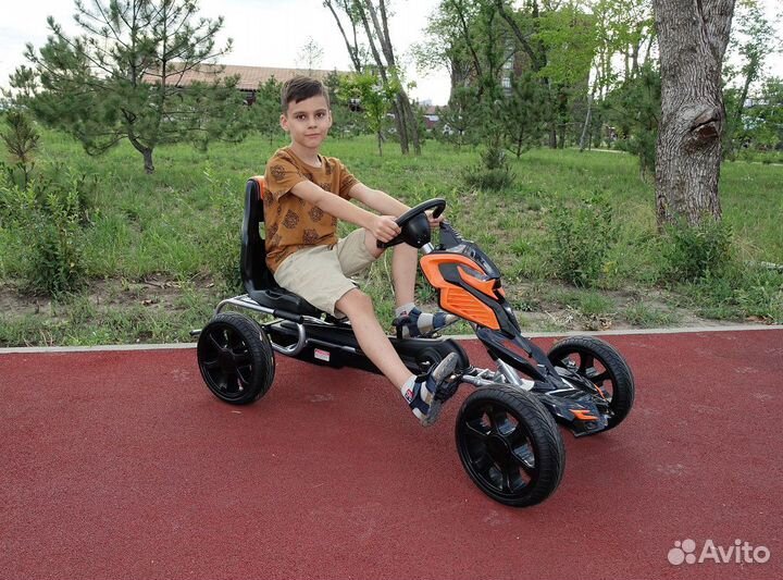 Детский веломобиль Megatron - педальная багги