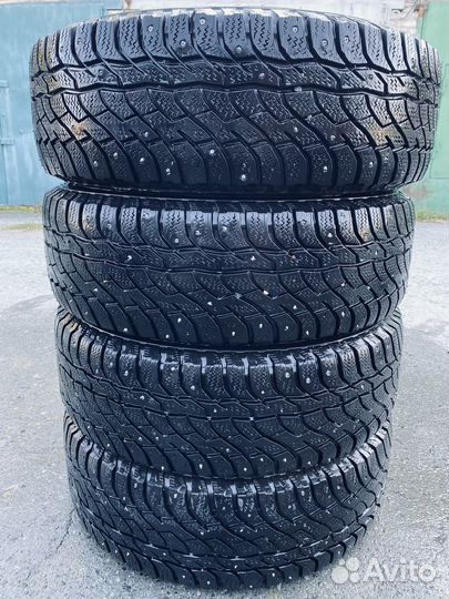 Viatti Bosco Nordico V-523 215/65 R16