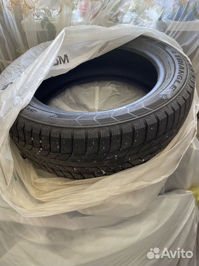 Triangle PL02 215/55 R17