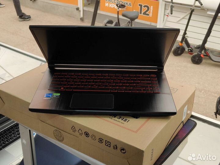 Игровой ноутбук MSI RTX3050/I5/16/512