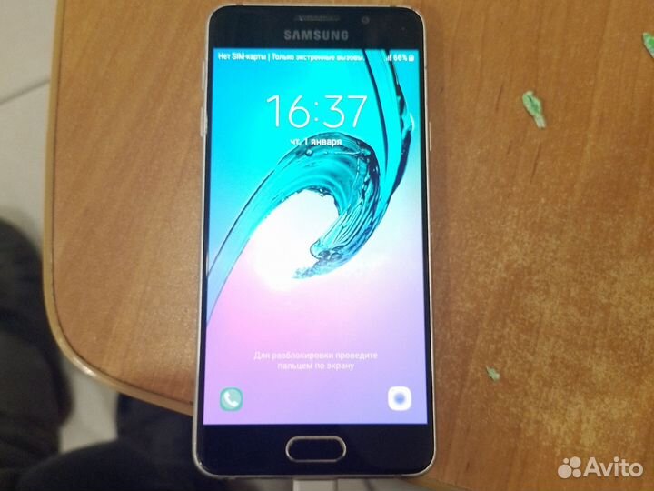 Телефон Samsung galaxy a3 2016