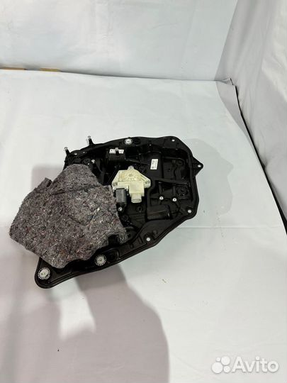 Стеклоподъемник задний правый bmw g30