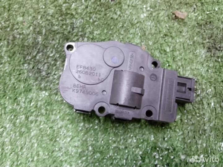 Моторчик заслонки печки Audi A4 (B8) 2007-2015