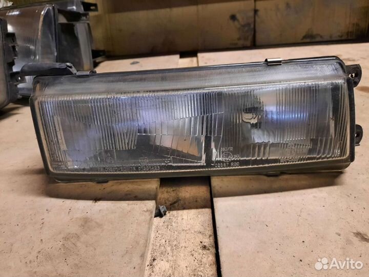 Правая фара mitsubishi lancer 6