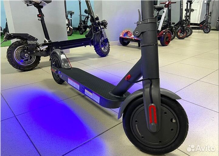 Электросамокат Xiaomi PRO