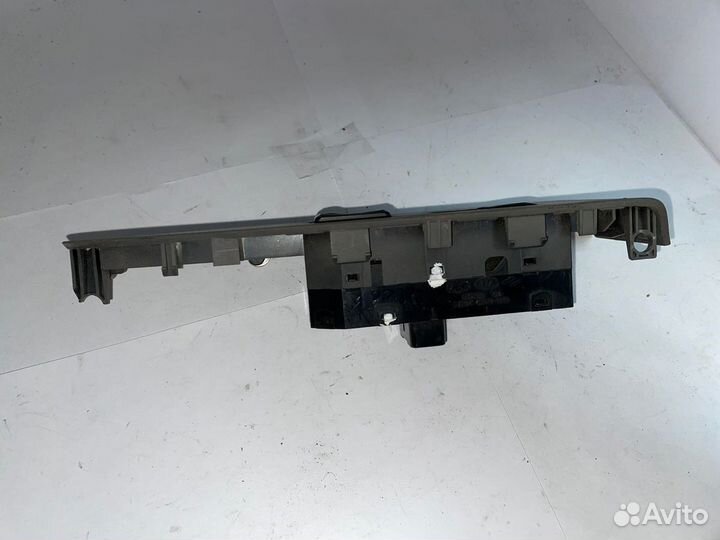 Kia Sportage Блок управления стеклоподъемниками