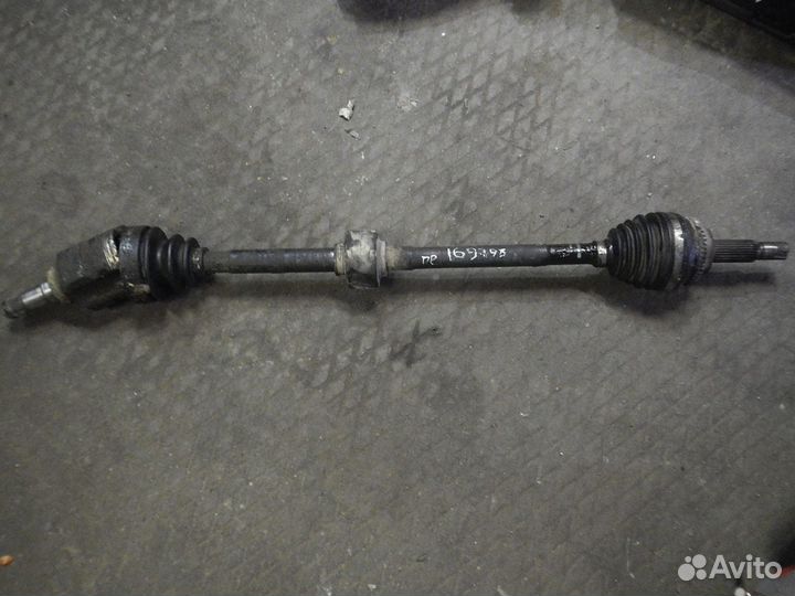 Полуось (привод в сборе) передняя правая, Toyota