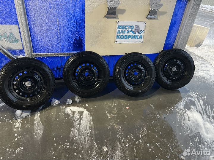 Bridgestone Blizzak Revo GZ 185/70 R14