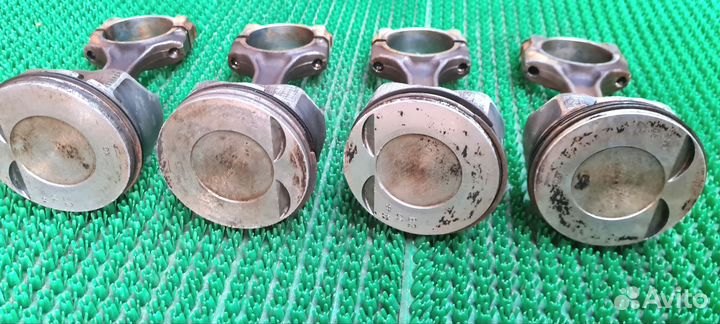 Поршень Peugeot 607, 407 2.2 Бензин 3FZ ew12j4