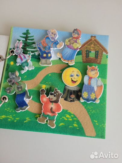 Мягкая развивающая книжка из фетра на липучках