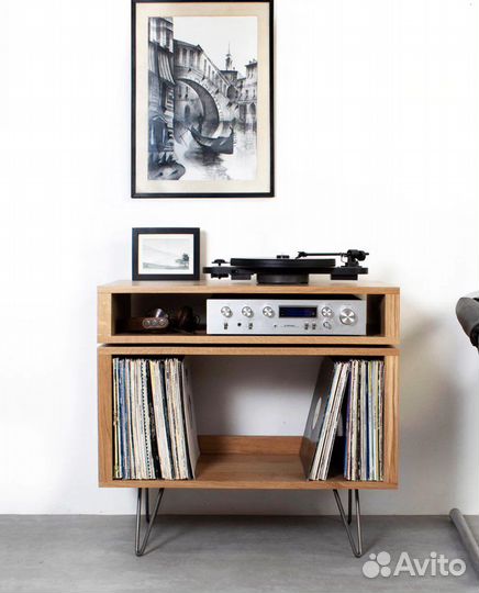 Тумба для винила под аудио из дерева массива