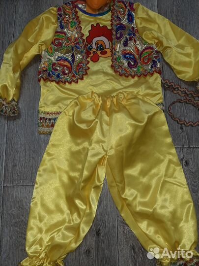 Костюм петушка, Карнавальный костюм