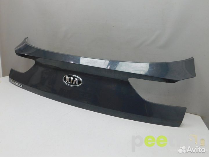 Б/У Накладка двери багажника б/у 87311J7300