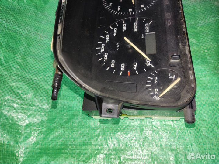 Щиток приборов Volkswagen Golf 3 хетчбек 1.8 AAM