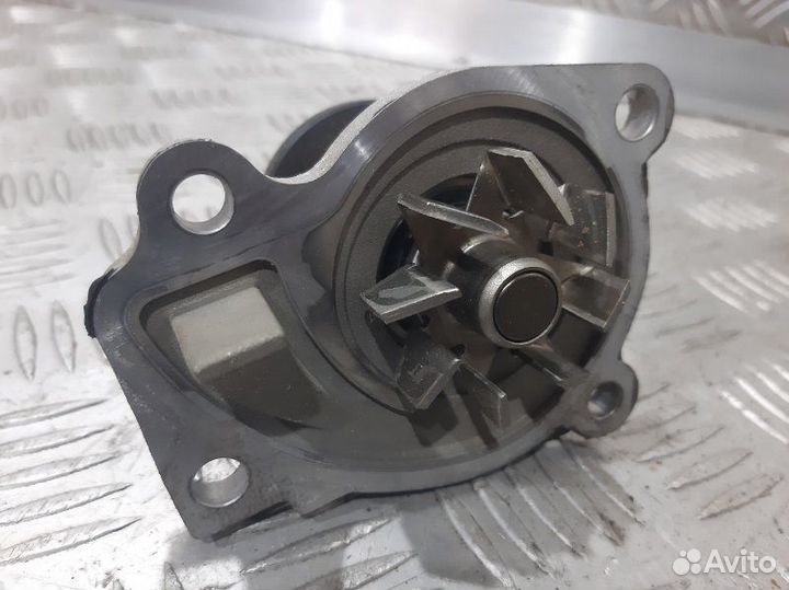 Насос водяной Renault Kaptur H4M 2019