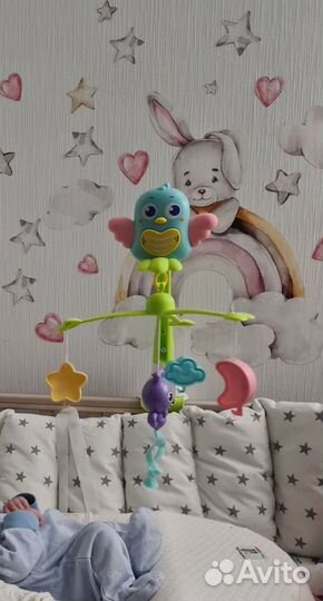 Мобиль на кроватку с игрушками