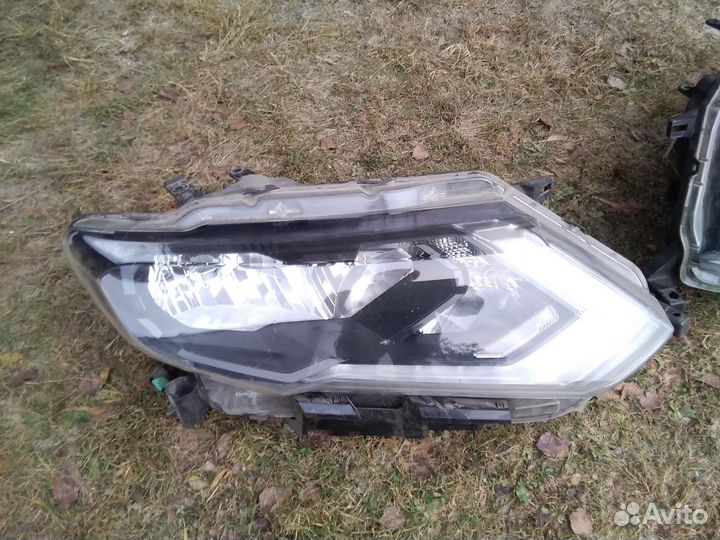 Фара nissan X:Trail t32