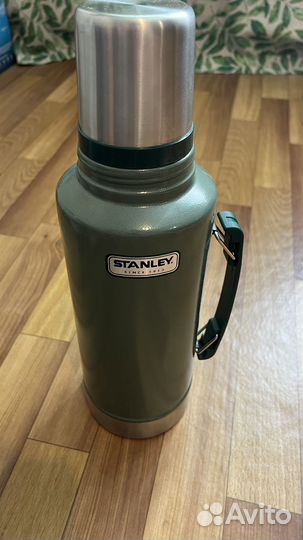 Термос Stanley Legendary Classic 1.9
