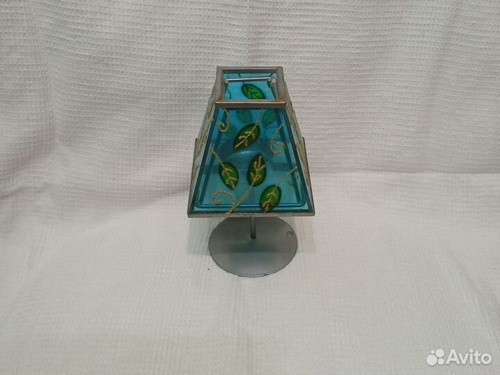 Подсвечники современные