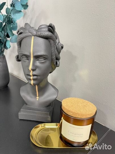 Поднос золотой