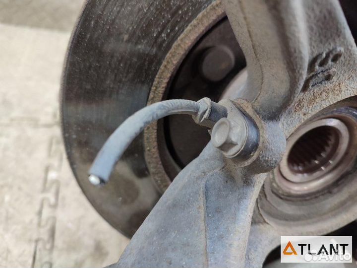 Ступица передняя правая mazda demio