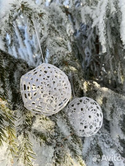 Вязаные шары на ёлку