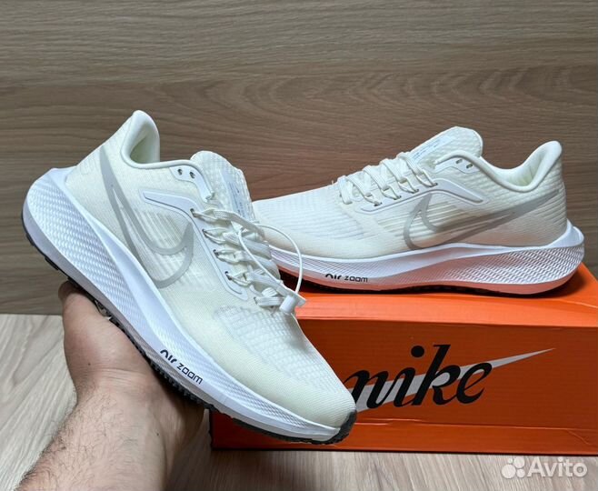 Кроссовки Nike air zoom