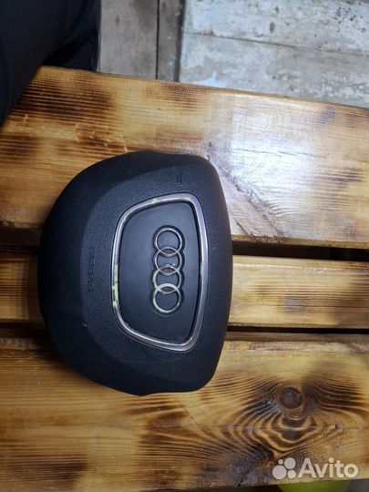 Крышка руля audi q3