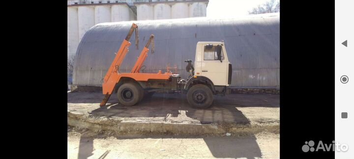 Водитель на грузовой автомобиль бункеровоз