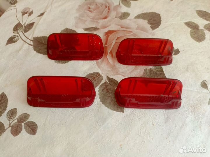 Отражатель в дверь Tiguan 1