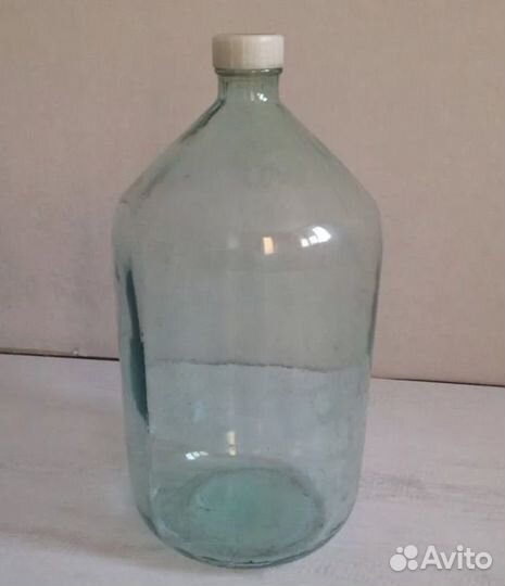 Бутыль стекло 20 л крышка пластик без сколов