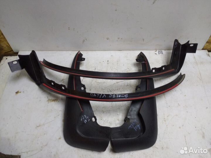 Задние брызговики volvo S40, V40 1995-2004