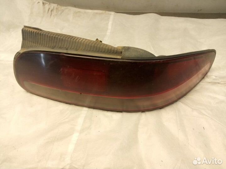 Фонарь задний правый Toyota Curren ST206 3SFE