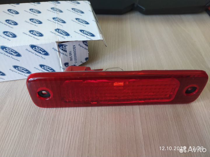 Фонарь стоп сигнала Transit (2006 ).)