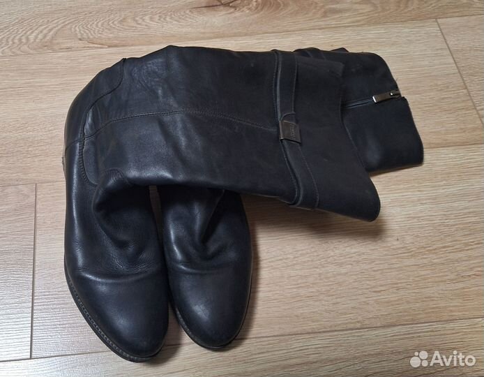 Сапоги осенние 40 размер черные