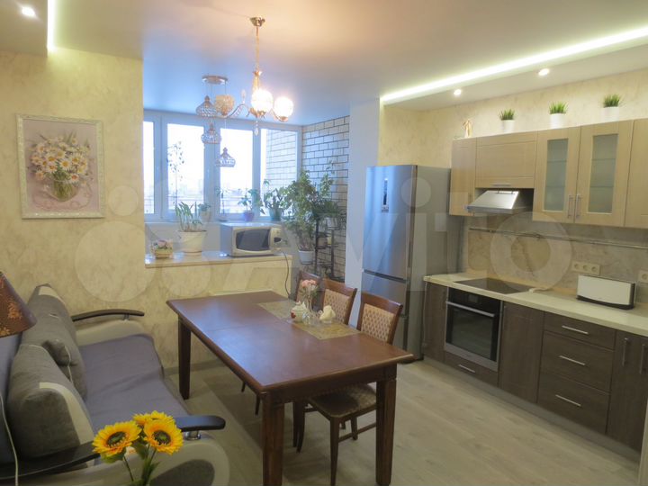 2-к. квартира, 90 м², 12/12 эт.