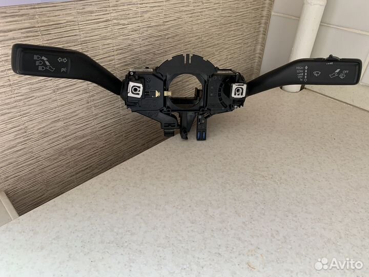 Подрулевой переключатель volkswagen jetta5