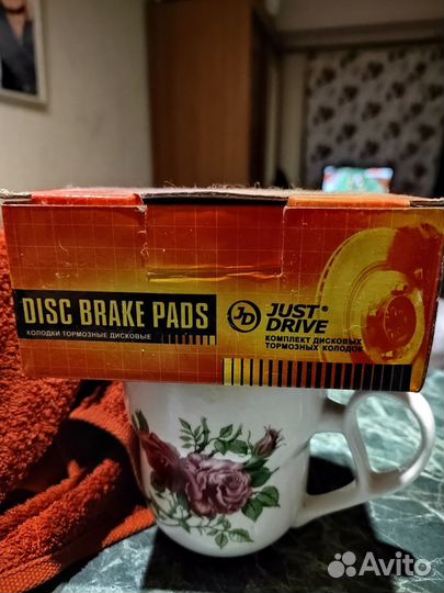 Тормозные колодки передние на Тойота Королла эхо