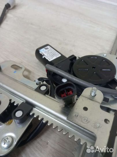 Стеклоподъемники задние УАЗ Патриот