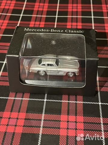 Модель автомобиля mercedes подарок