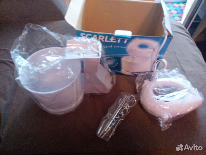 Миксер на подставке Scarlett SC-048