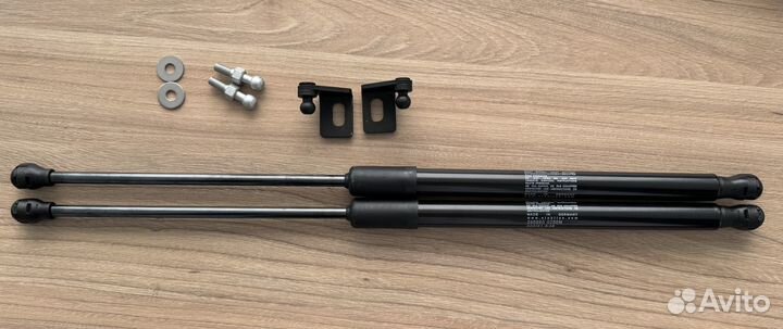 Газовые упоры капота для Skoda Rapid