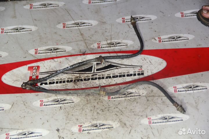 Тормозной шланг перед c Toyota Sienta NCP81G 1NZ-F