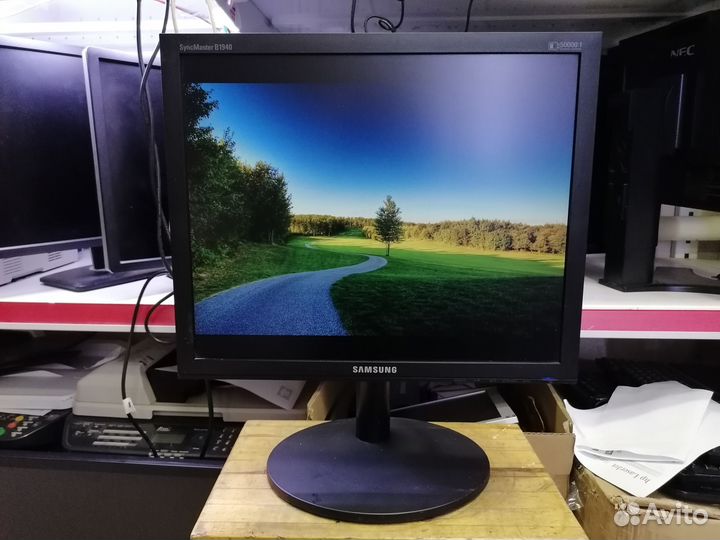 Монитор Samsung SyncMaster B1940R