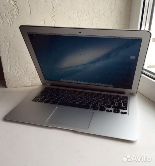Apple Macbook Air 13 mid 2014 Core i5 8GB 256 Gb S