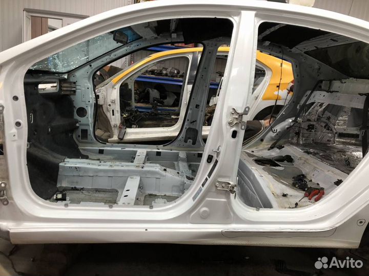 Порог со стойкой левый Hyundai Solaris 2010-2017