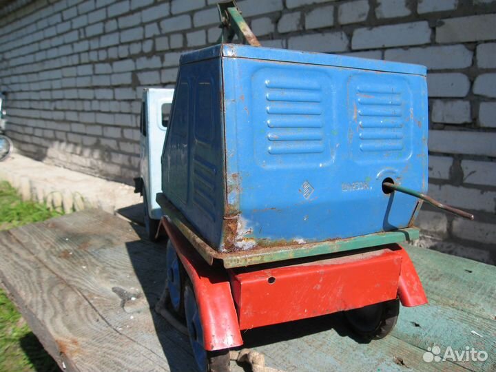 Игрушка экскаватор Красная Этна СССР